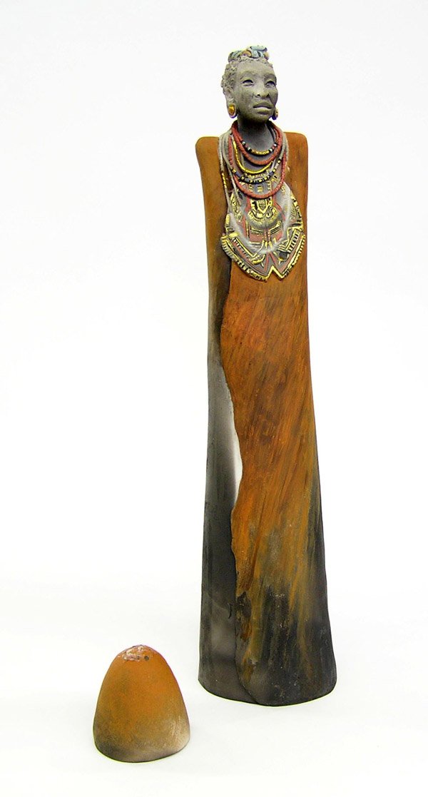 Ceramic sculpture of a Masai woman