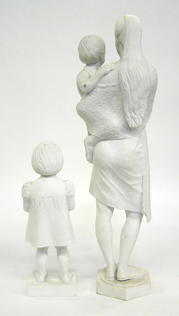 Portuguese carved parian ware mother - 2