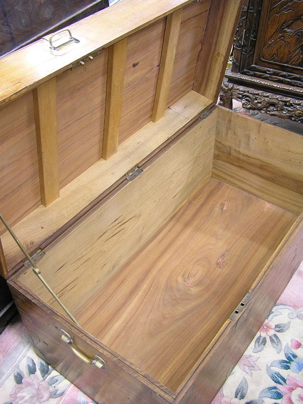 Chinese export camphor blanket chest - 3