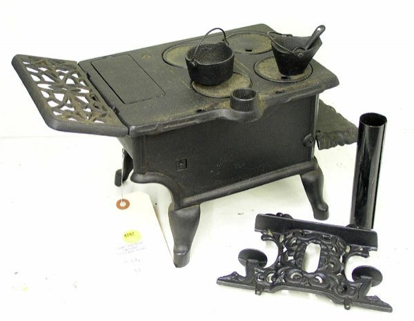 Cast iron miniature kitchen stove - 3