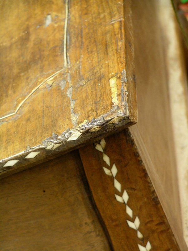 Fine Anglo-Indian bone inlaid table - 4