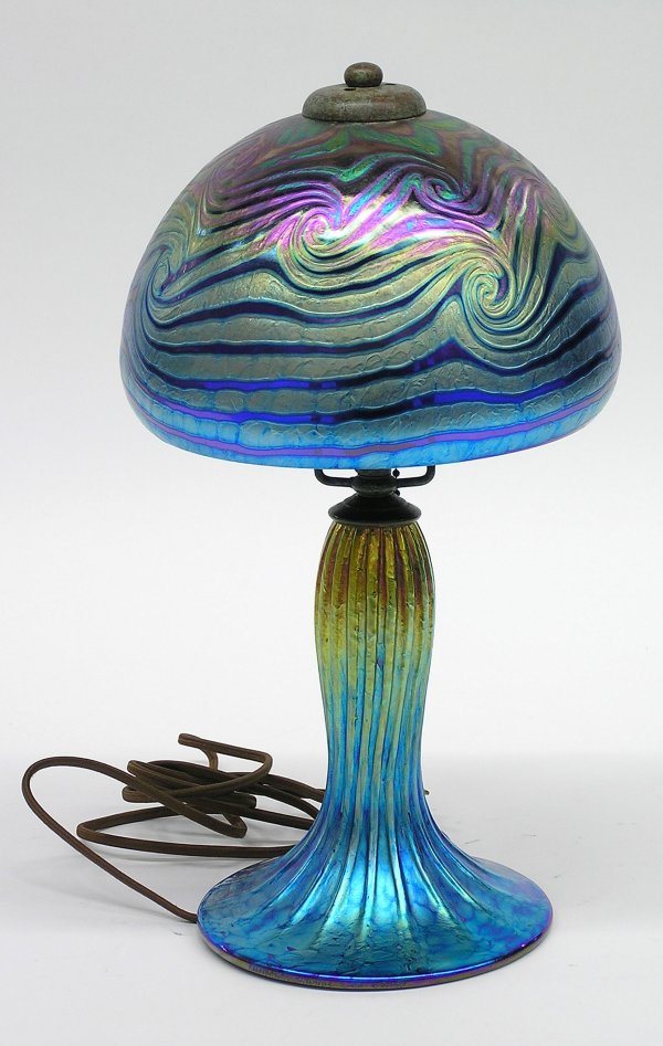 Irridescent art glass lamp Lundberg