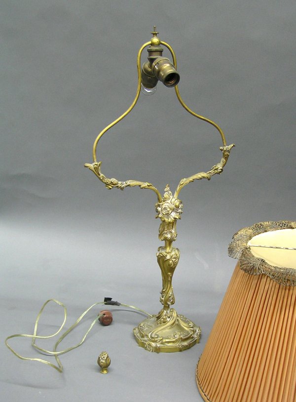 French Rococo style dore bronze lamp - 2