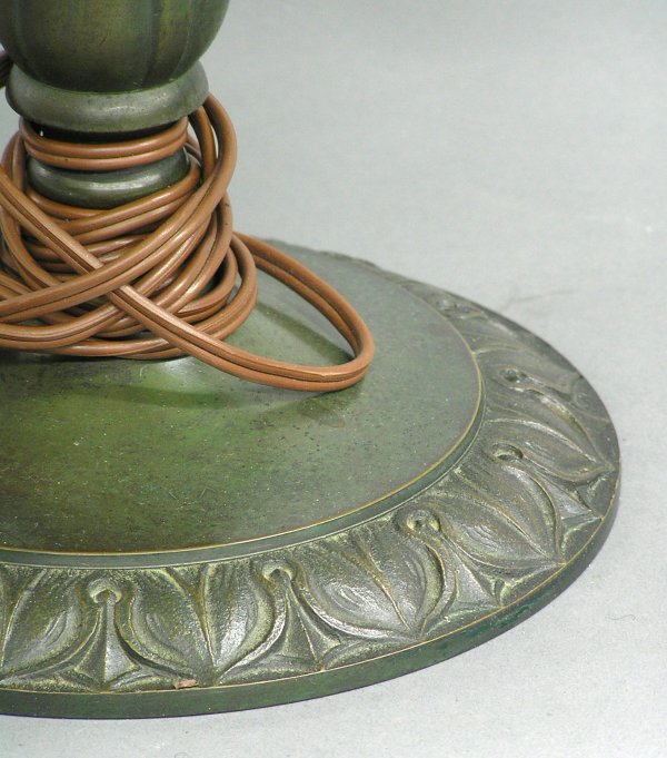 Tiffany style stained glass lamp - 2