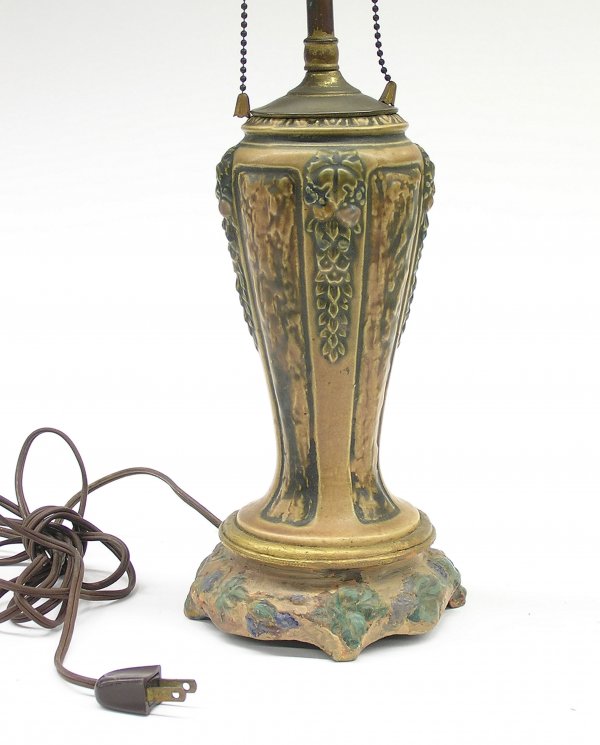 Weller pottery vasiform lamp - 4