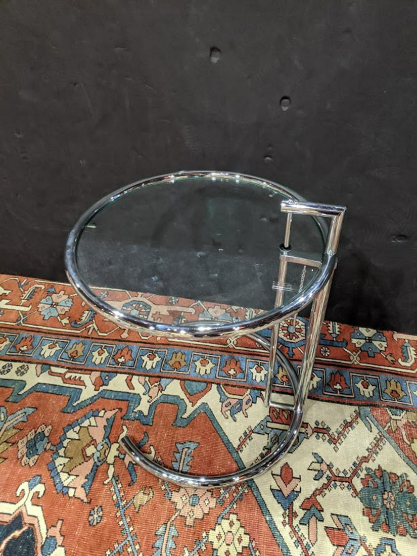 Eileen Gray adjustable table (1 of 1)