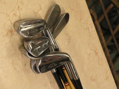Louisville Power Bilt golf irons: Set of Louisville Power Bilt wood shaft irons