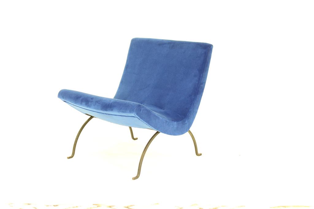 Milo Baughman for Thayer Coggin scoop chair circa 1960: Milo Baughman for Thayer Coggin scoop chair circa 1960, having blue upholstery and rising on contoured metal legs, 30"h x 27"w