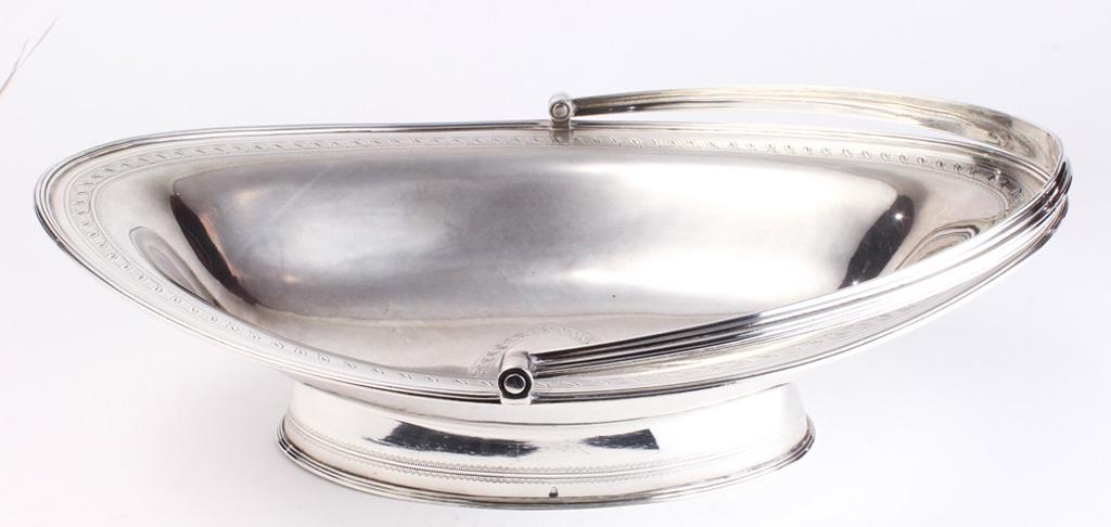 A George III sterling cake basket (1 of 5)