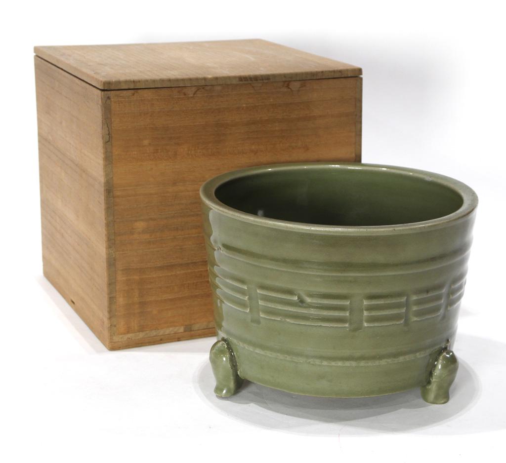 A  Chinese Longquan style Celadon Censer (1 of 4)