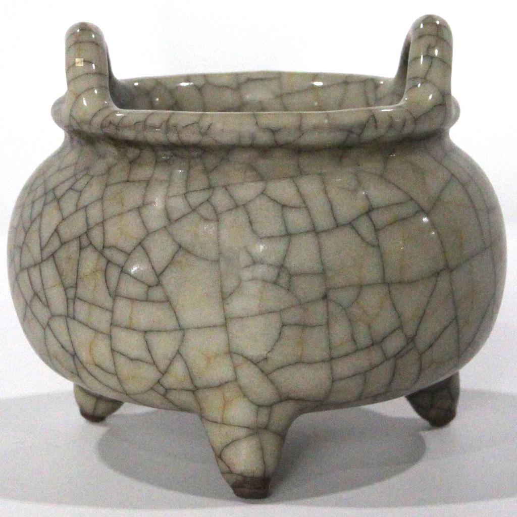 A Chinese Ge-type Censer (1 of 5)