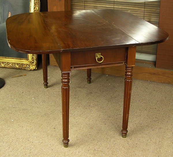 American Sheraton mahogany table - 2