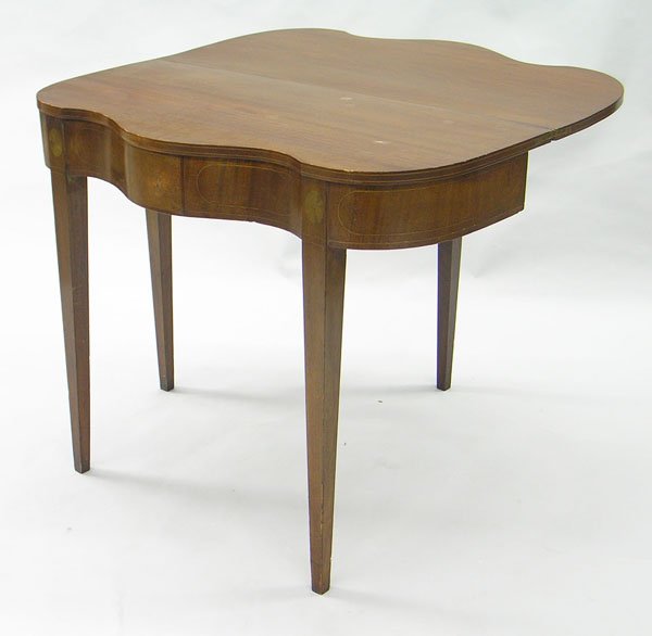 Hepplewhite style mahogany card table - 2