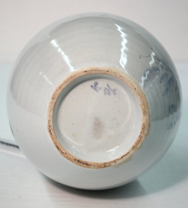 Korean Blue/White Ware Vase, 20th C - 3