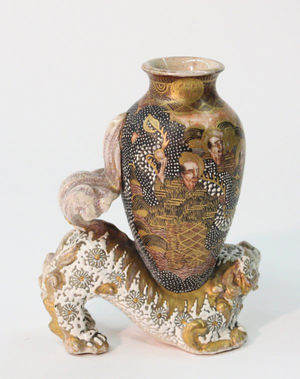 Japanese Satsuma Vase on Lion, Meiji - 2