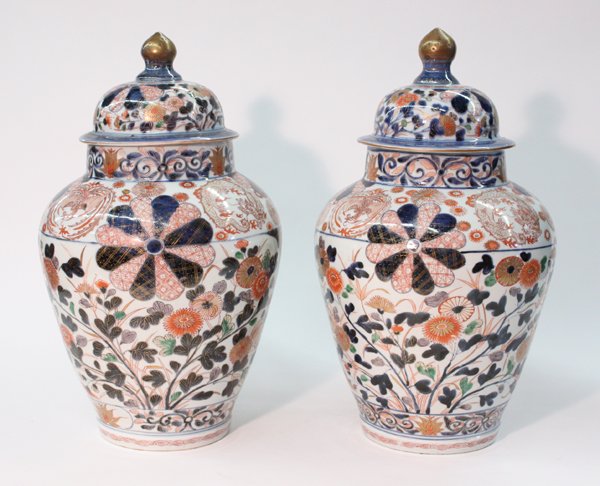 Japanese Imari Covered Urns, 18th C