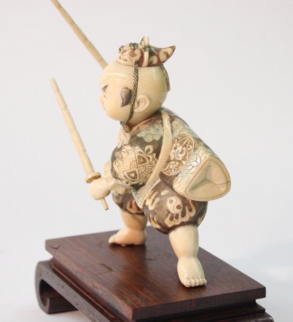 Japanese Style Ivory Figural Carving - 3