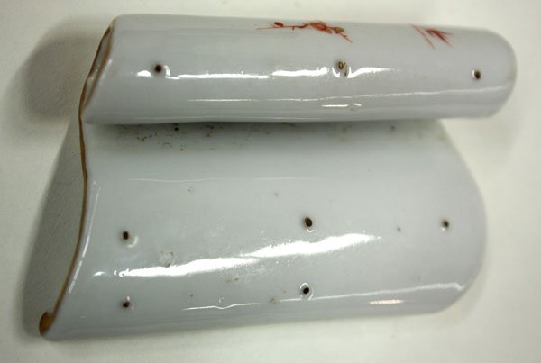 Chinese porcelain brush rest - 3