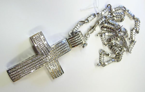 white gold diamond cross pendant
