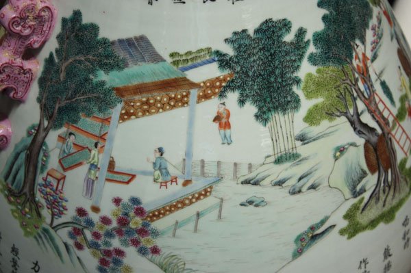 Large Chinese Polychrome Enamel Vase - 4
