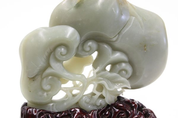 Chinese green jade ornament - 5