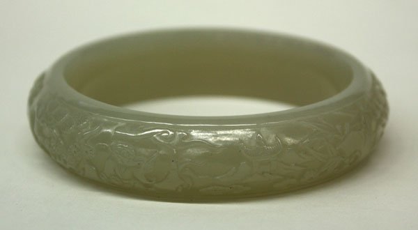 Chinese green jade bangle bracelet