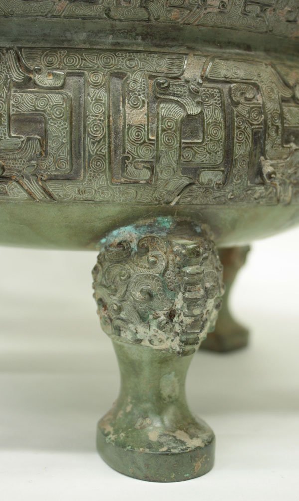 Chinese archaistic bronze censer - 4