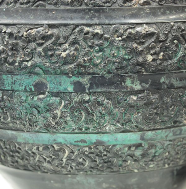 Chinese Archaistic Bronze Wine Jar - 3
