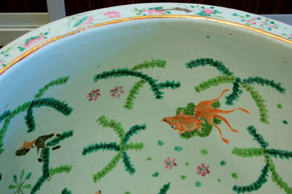 Chinese enamel decorated fish bowl - 3