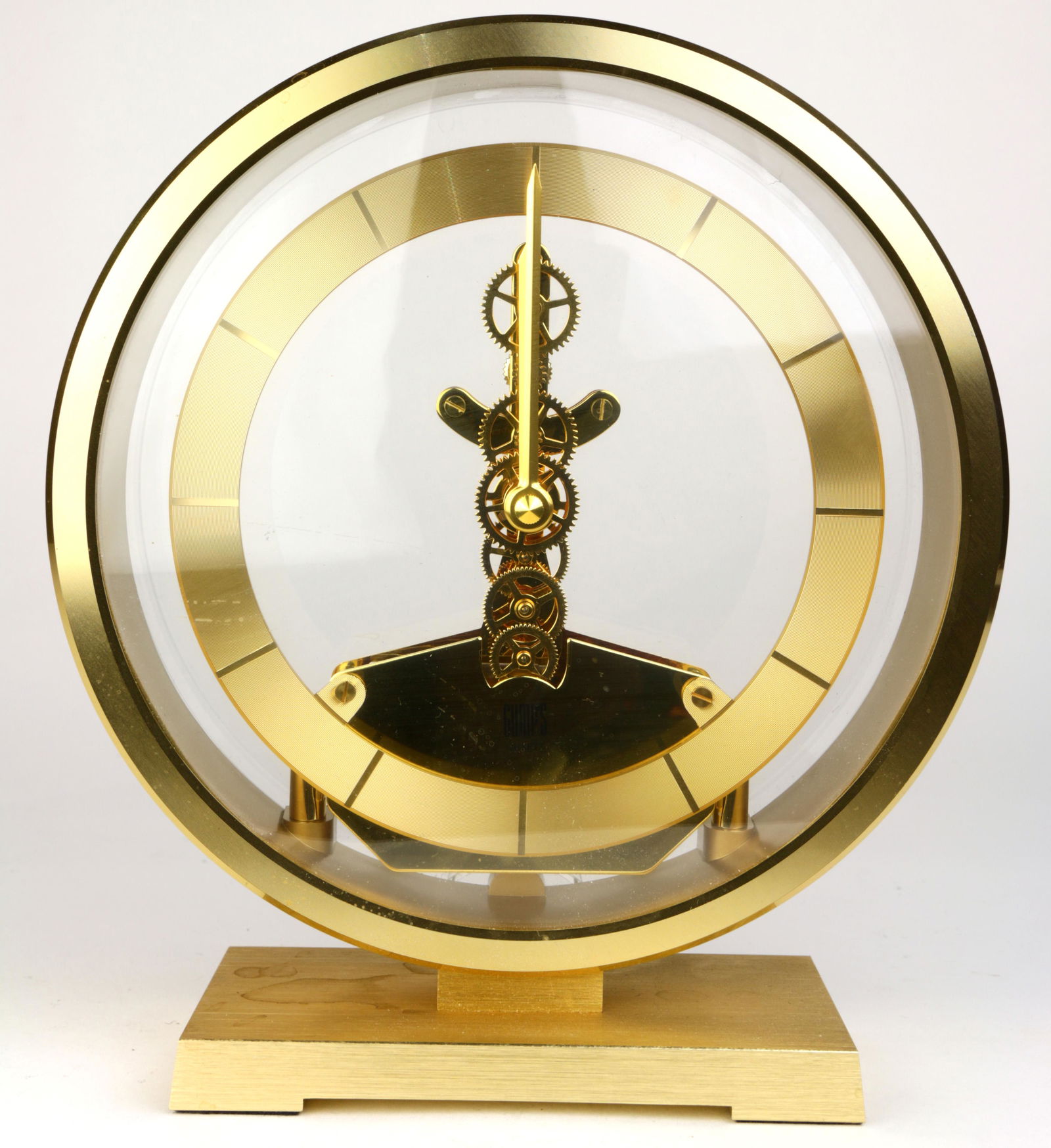 A Gumps quartz clock (1 of 7)