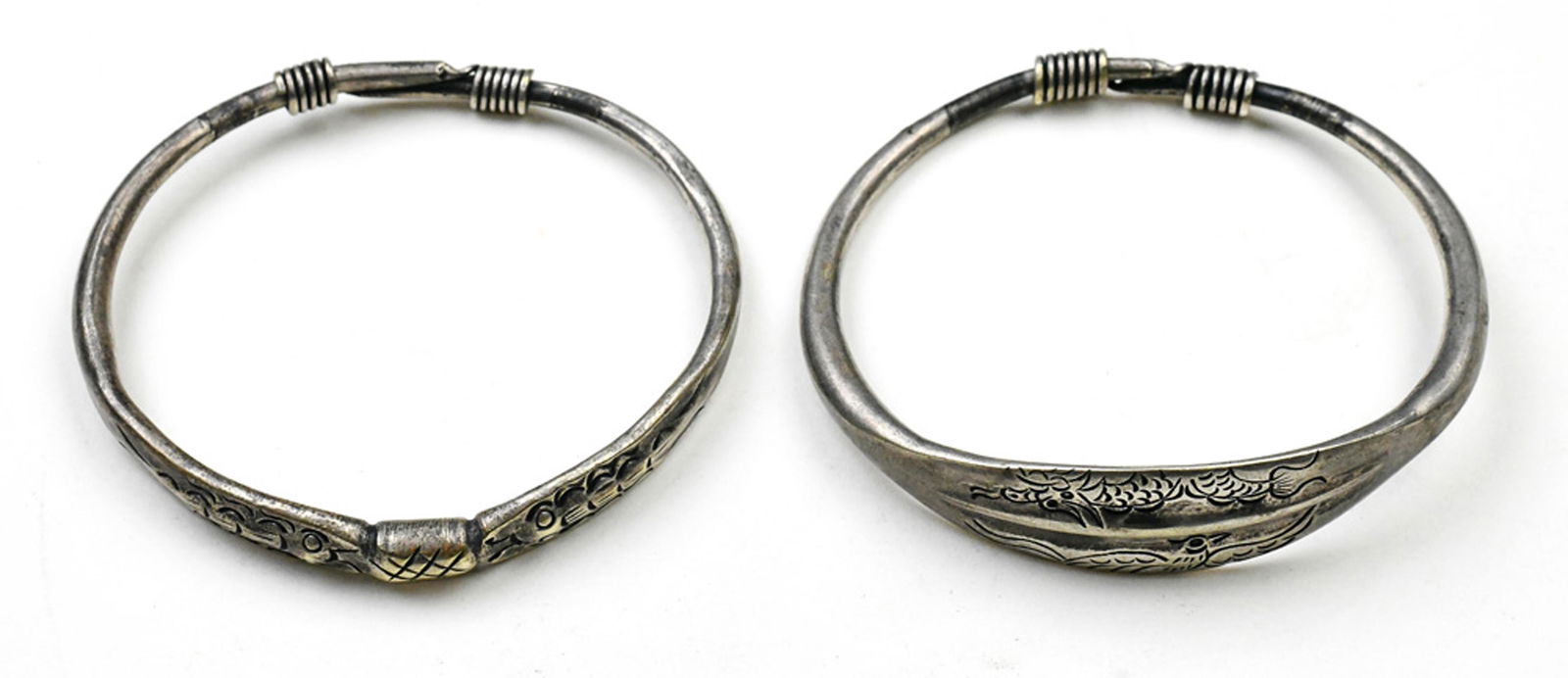 (Lot of 2) Silver bracelets (1 of 1)