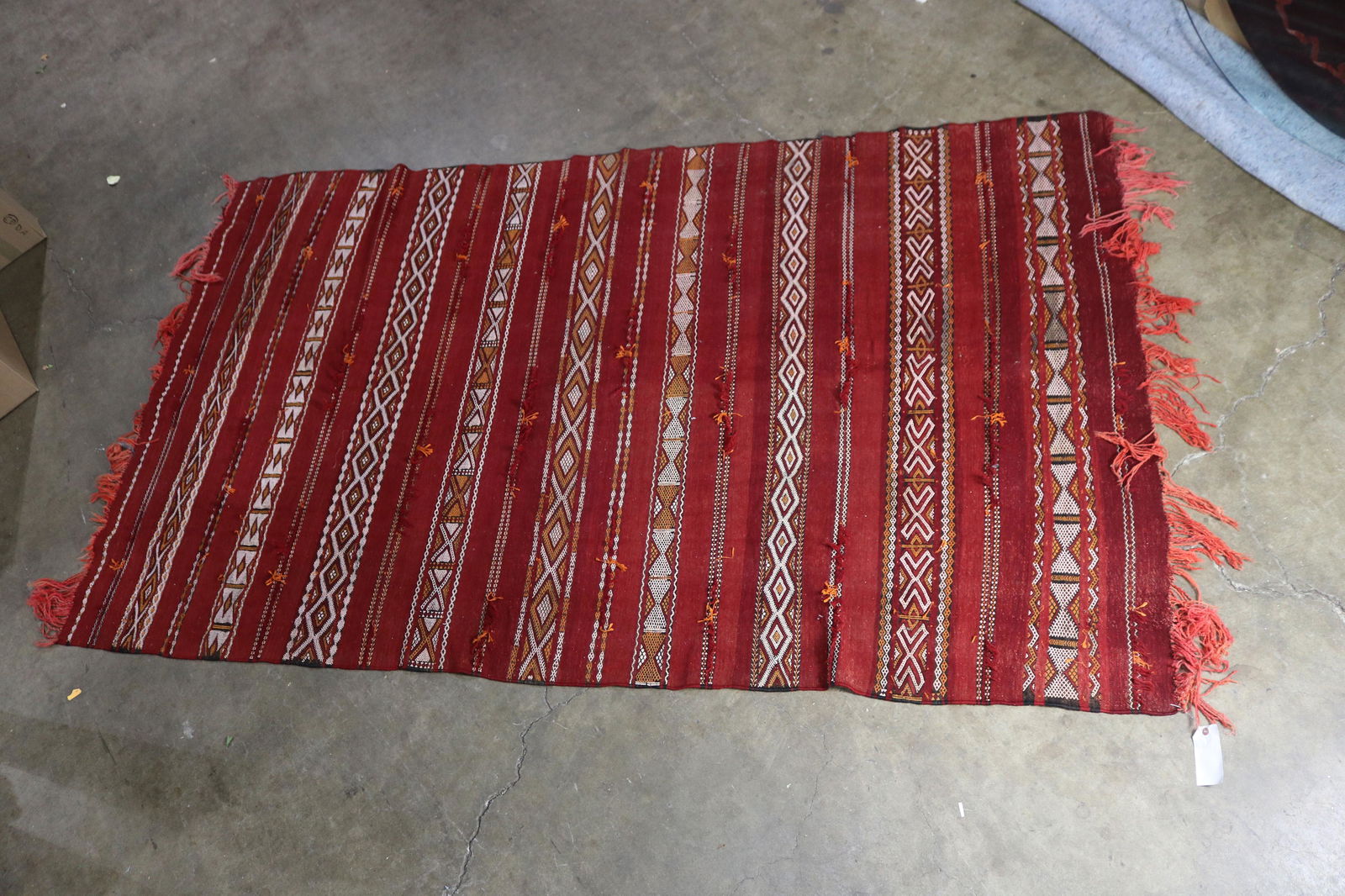 A Moroccan flatweave kilim (1 of 1)