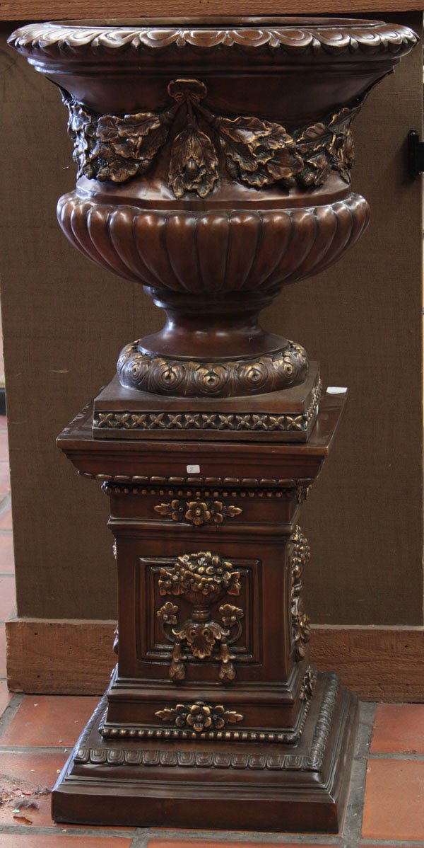 Bronze Neo-classical style urns
