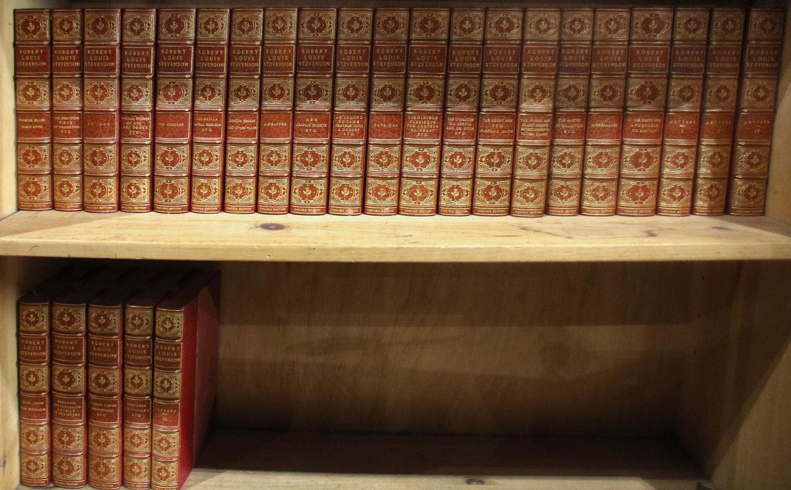 Robert Louis Stevenson collected works in 26 volumes (1 of 1)