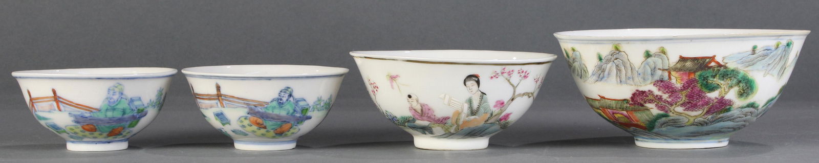 A lot of (4) Chinese enameled porcelain bowls (1 of 5)
