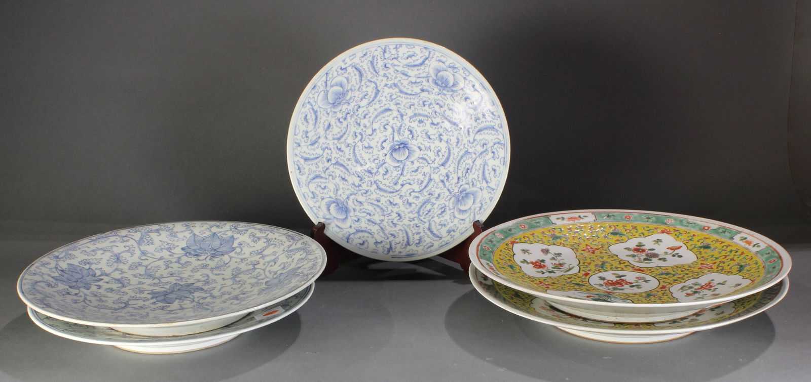 (Lot of 5) Three Blue and White 'lotus & peony' Dishes (1 of 5)