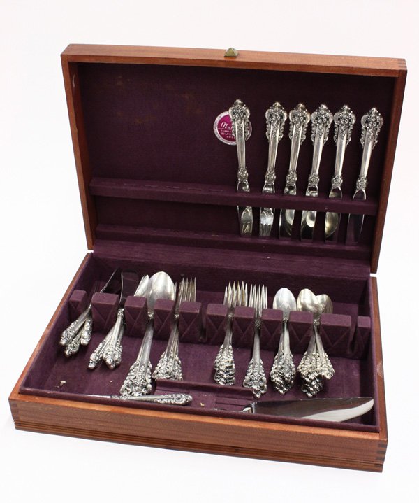 Wallace sterling silver Grand Baroque: (lot of 45) Cased Wallace sterling flatware, Grand Baroque pattern, comprising seventeen teaspoons, six dinner forks, six salad forks, six butter spreaders, six place knives, a cheese knife, a salad s