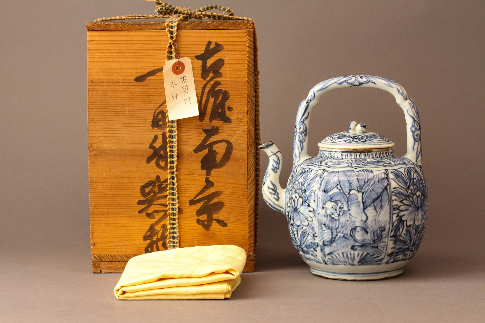 A Blue and White Teapot and Cover with Wooden Base (1 of 7)
