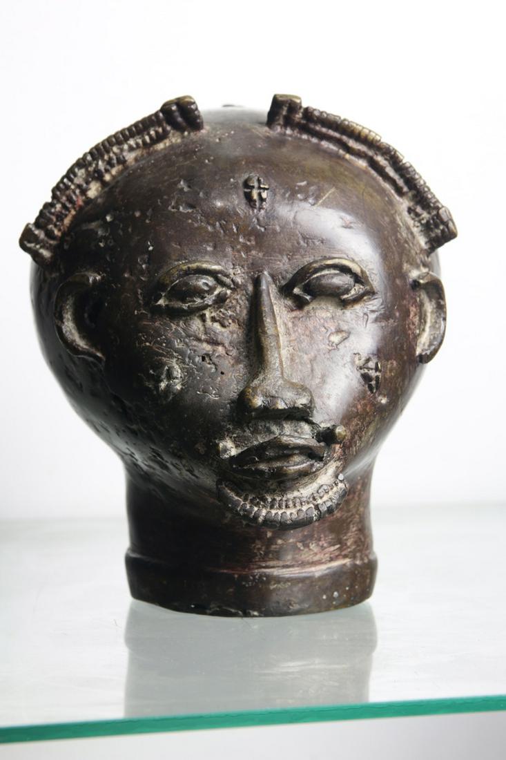 African Benin bronze head, 6 (1 of 3)