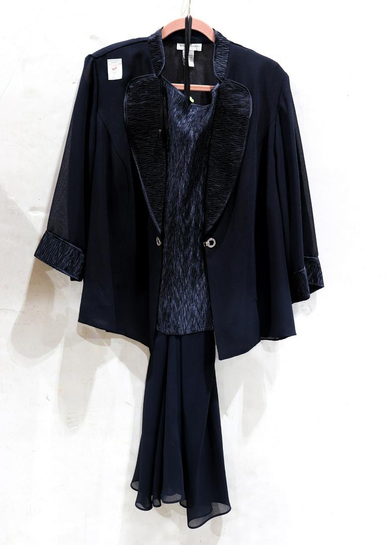 (lot of 3) Ladies' evening dresses (1 of 3)