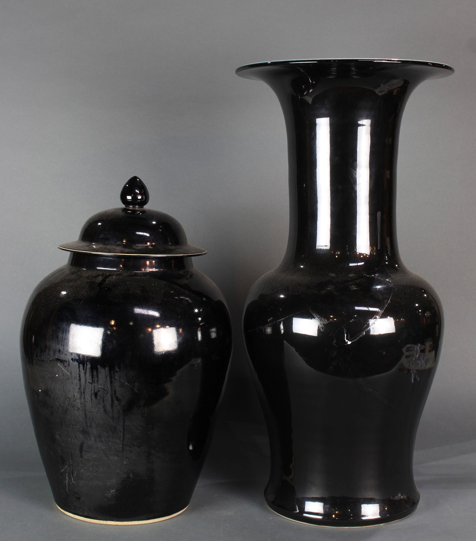 (lot of 2) Chinese black glazed porcelain covered jar (1 of 1)