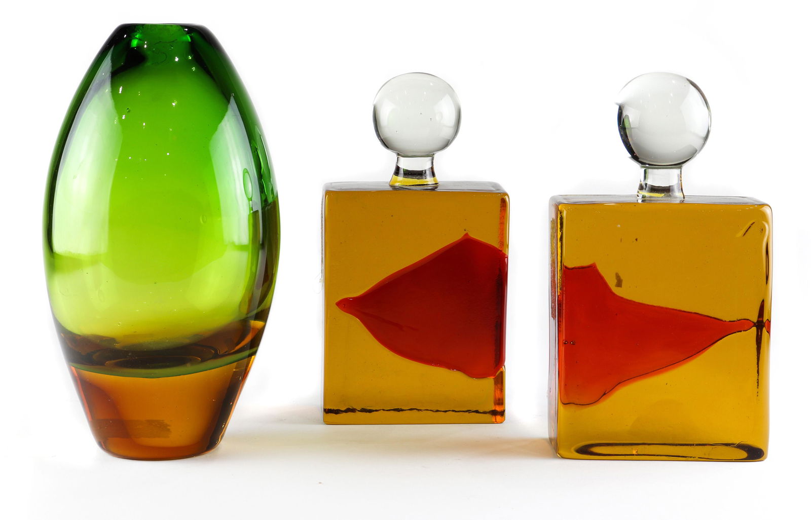 A Modern art glass goup (1 of 8)