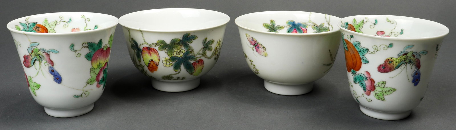 A (lot of 4) Chinese Famille Rose cups (1 of 7)