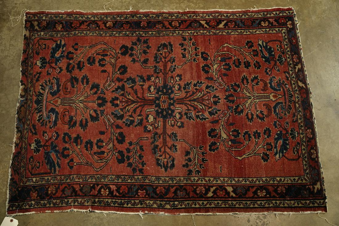 A Persian Sarouk carpet (1 of 1)