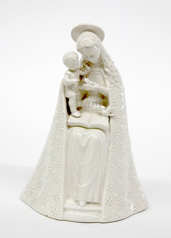 Hummel figurine ''Flower Madonna''