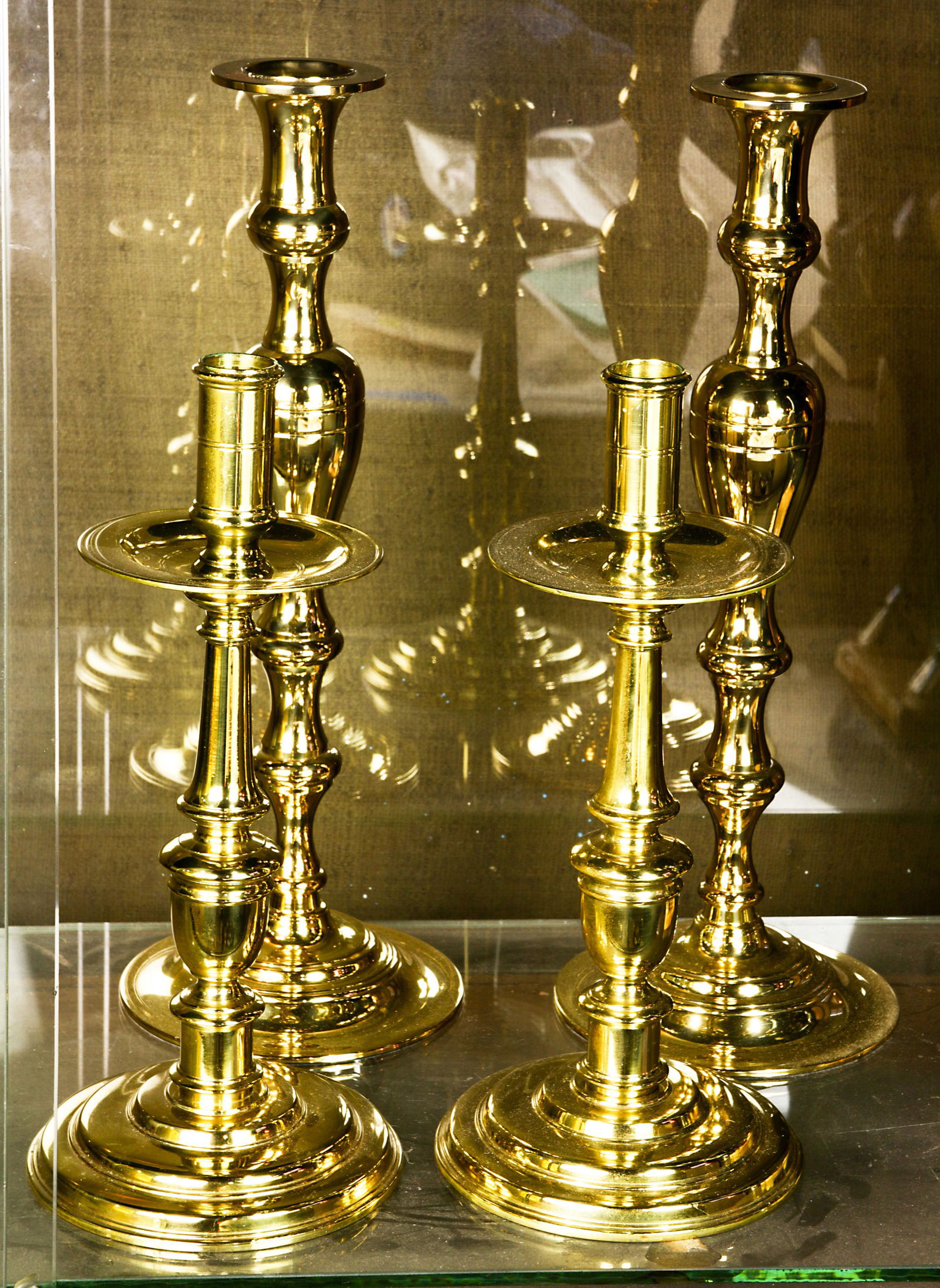 (lot of 4) Two pairs of brass candlesticks (1 of 1)