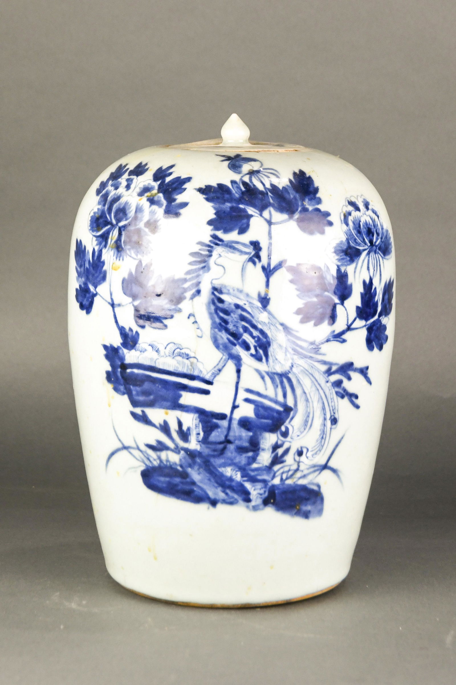 Chinese blue and white on celadon covered ginger jar (1 of 4)