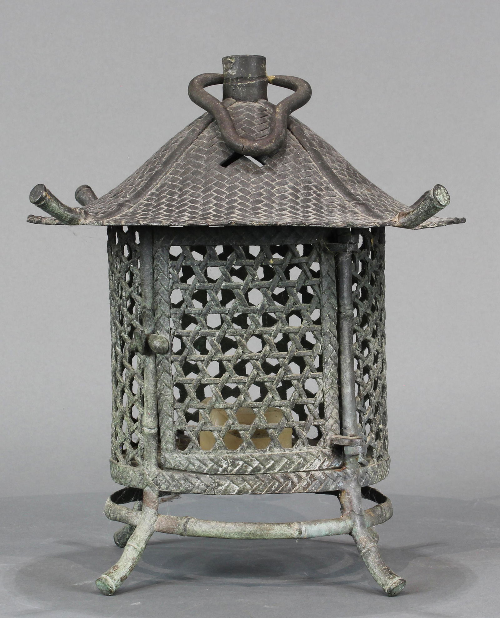 Japanese metal outdoor lantern (1 of 2)