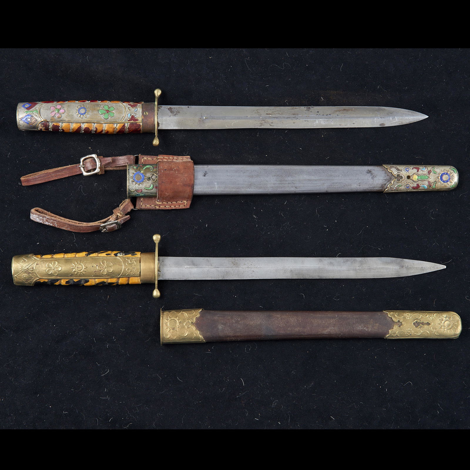 A (lot of 2) Asian office dress daggers (1 of 5)