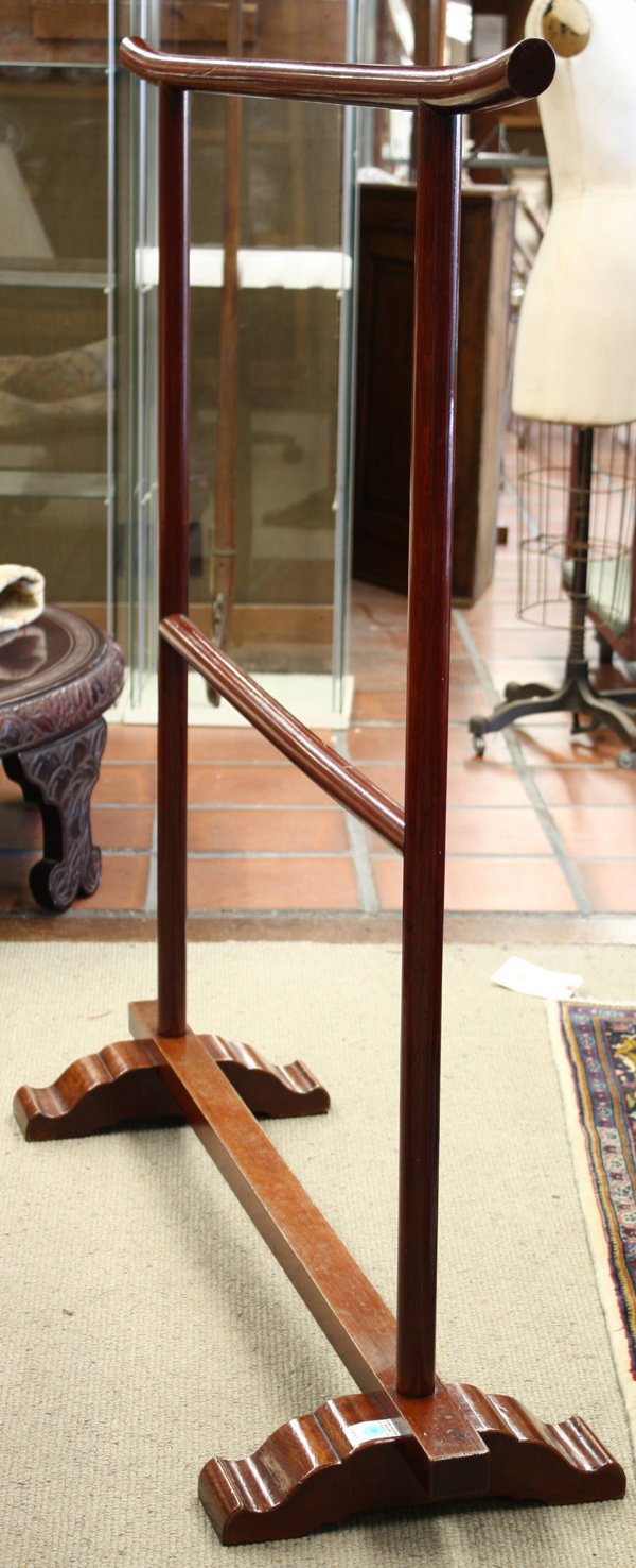 103 Japanese Wood Kimono Rack